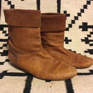 Vintage Peter Pan boots